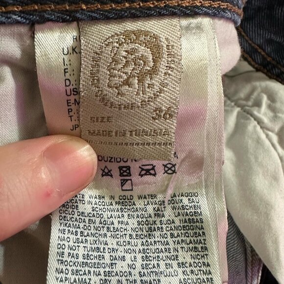 DIESEL Relaxed/Boyfriend cut denim 36 waist - Picture 3 of 6